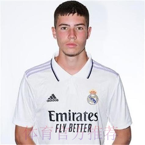 齐达内小儿子埃利亚兹本周在跟随皇马一队训练